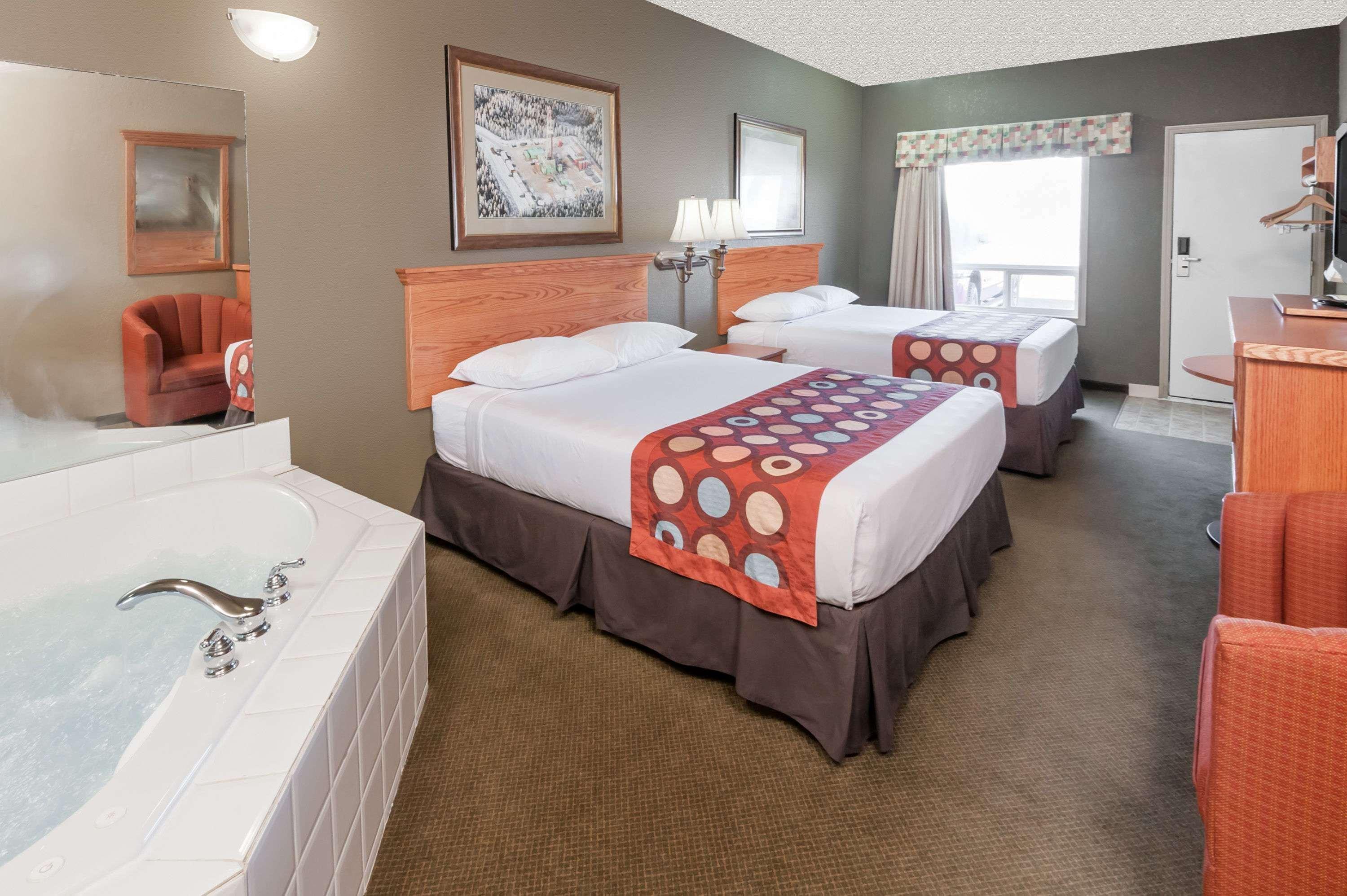 Hotel Super 8 By Wyndham Ab Three Hills