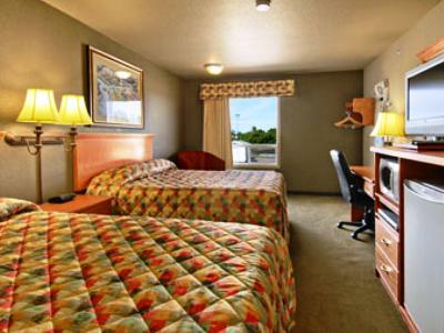 Super 8 By Wyndham Ab Hotel 2*